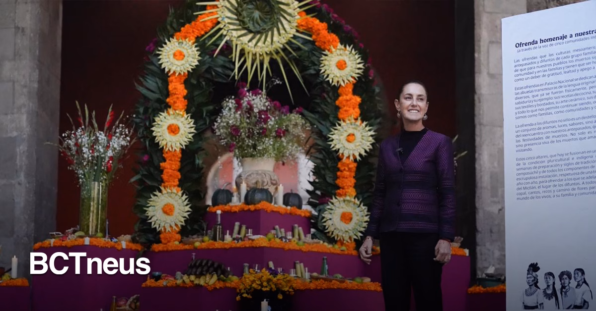 Articulo - “A nuestras ancestras”: Sheinbaum honra a las mujeres indígenas en el altar de Día de Muertos de Palacio Nacional