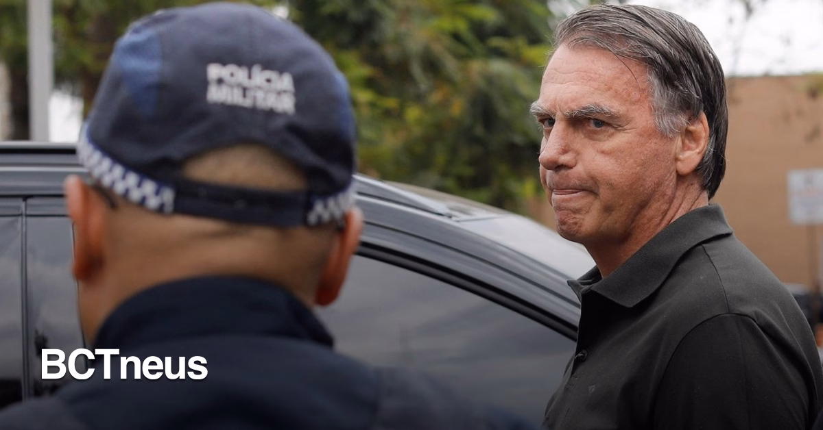 Articulo - Expresidente de Brasil Jair Bolsonaro es arrestado por intentar evadir condena de 27 años