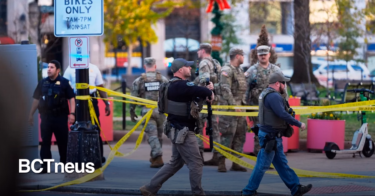 Articulo - Balean a dos miembros de la Guardia Nacional cerca de la Casa Blanca en Washington