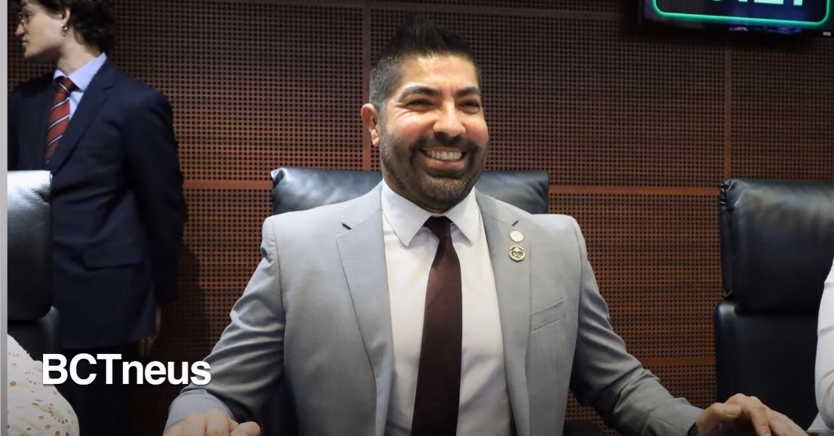 Articulo - Ayala cierra filas con la FGR por caso Chihuahua