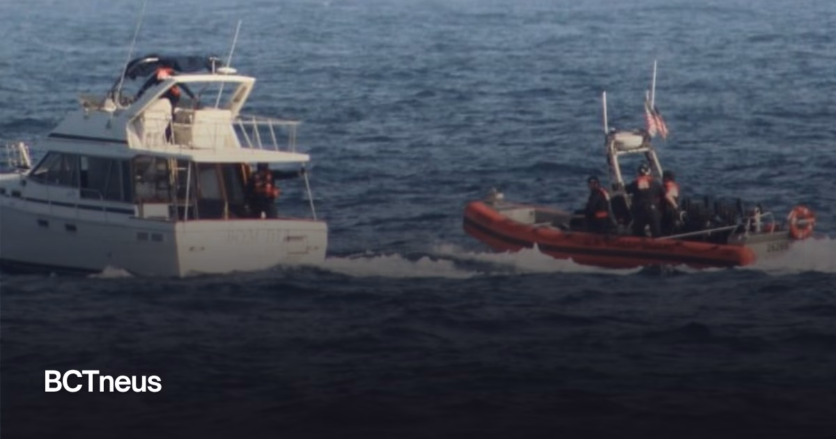 Articulo - A bordo de una lancha: interceptan a 36 migrantes frente a las costas de San Diego
