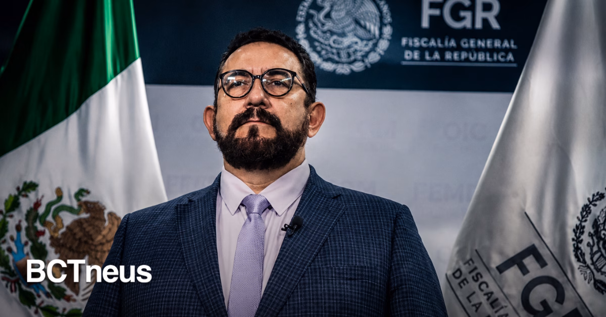 Articulo - Renuncia fiscal de Asuntos Relevantes de la FGR tras siete meses en el cargo