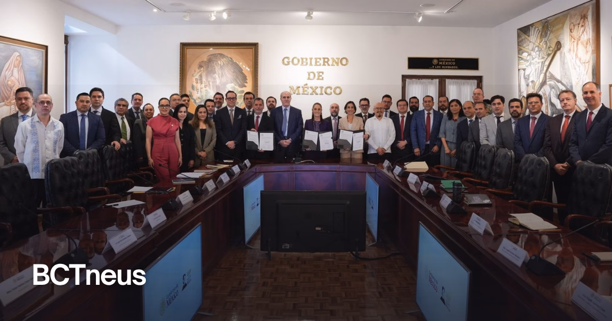 Articulo - Sheinbaum renueva acuerdo con gasolineros; Magna seguirá debajo de 24 pesos