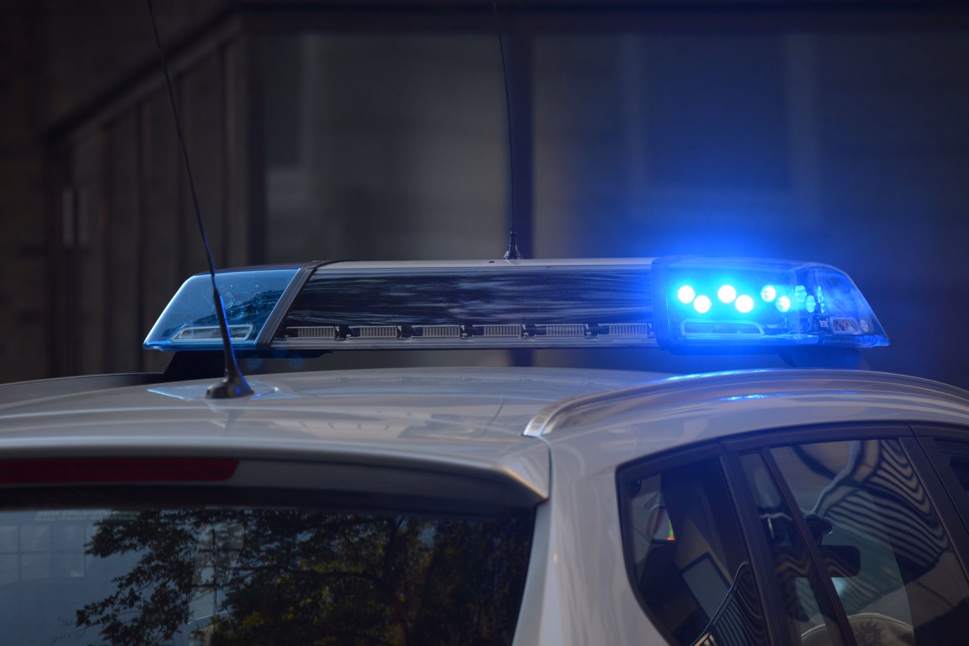 Articulo - Detienen agentes de la SSPCM a mujer por su presunta participación en riña conyugal donde un hombre resultó lesionado con arma punzocortante